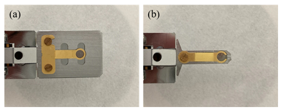 Ordinary uniaxial-tilt specimen holder and High-tilt specimen holder
